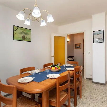 Emporda-2 By Interhome
