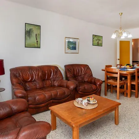 Emporda-2 By Interhome Llanca